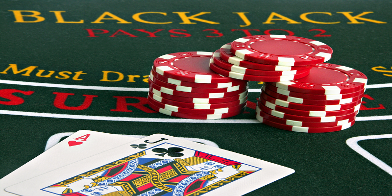 Hướng Dẫn Cách Chơi Blackjack Trong Casino Thắng Lớn post thumbnail image